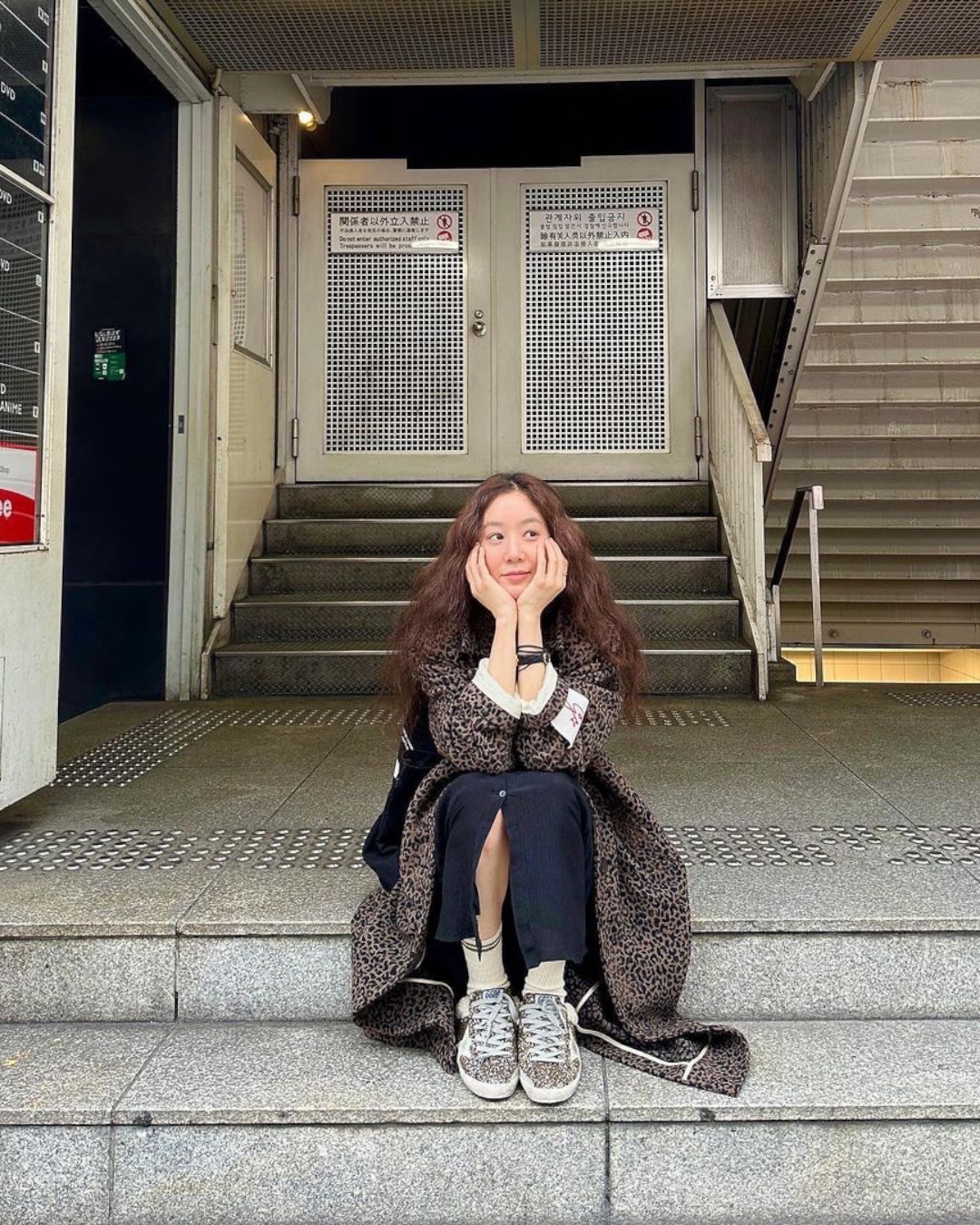 겨울도 빈티지맛🖤🌟골든구스룩 이미지