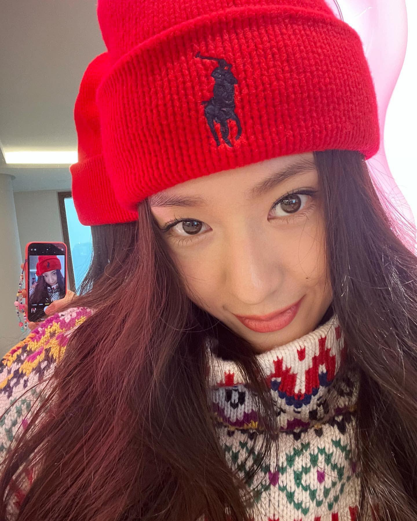 연말에 더 빛나는 @크리스탈🏇✨ 이미지