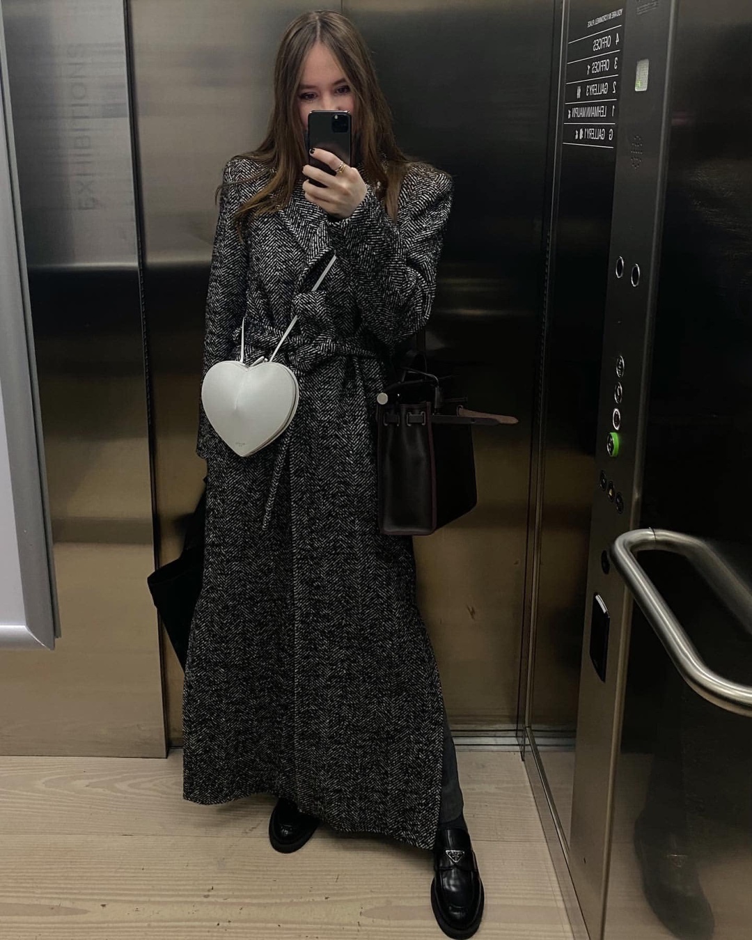 귀여운 알라리아 하트백😝🖤🤍 이미지