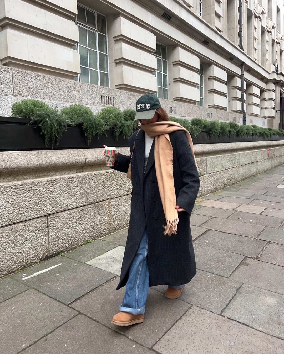 겨울 꿀조합🤍코트에 볼캡🧥🧢 이미지
