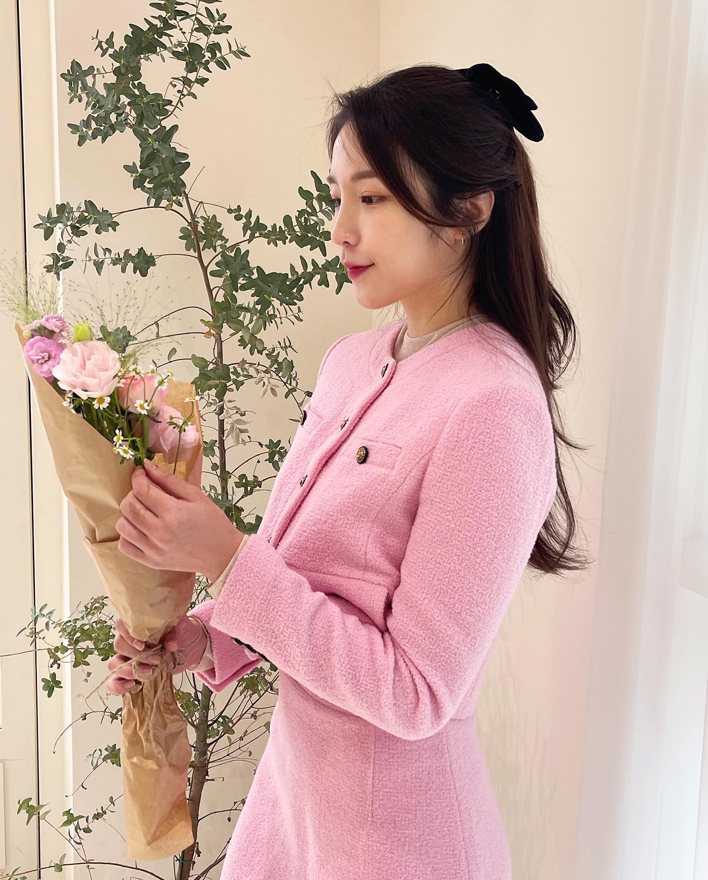 청순매력 해은언니 데이트룩🐰💕
겨울에도 화사한 아이템으로❄️🎀 데이트 @도전 #광고 이미지2