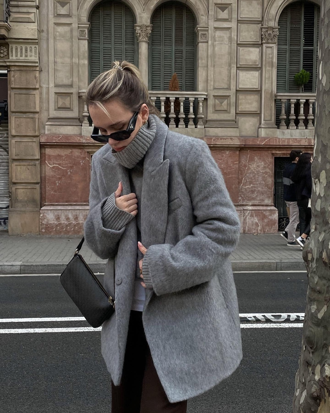 겨울엔 아묻따 터틀넥🐢🖤 이미지