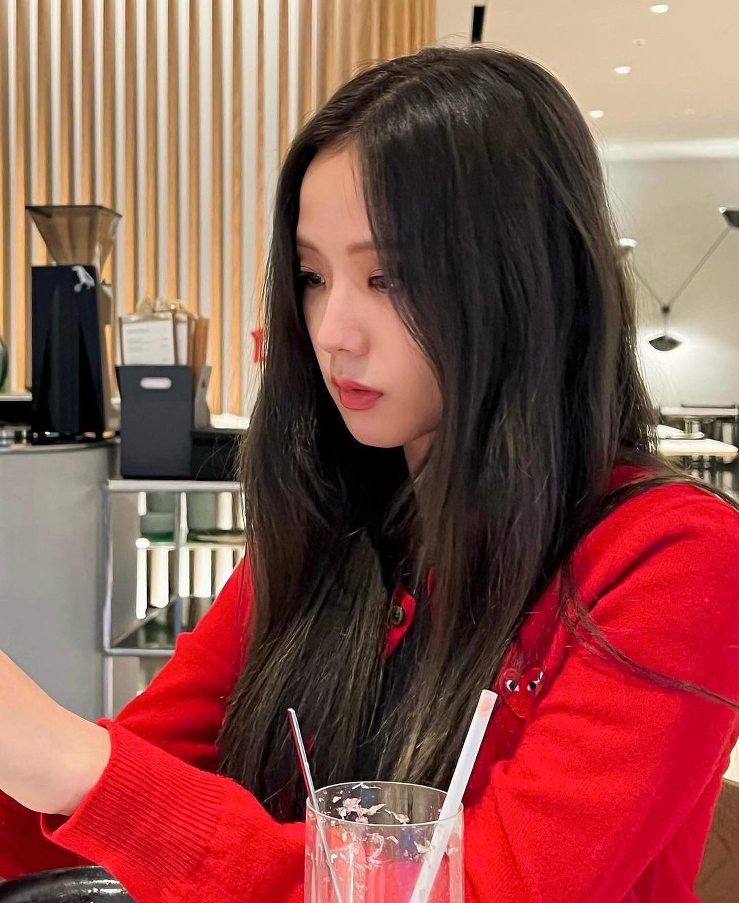 심플한 포인트❤️🖤꼼데 가디건 이미지