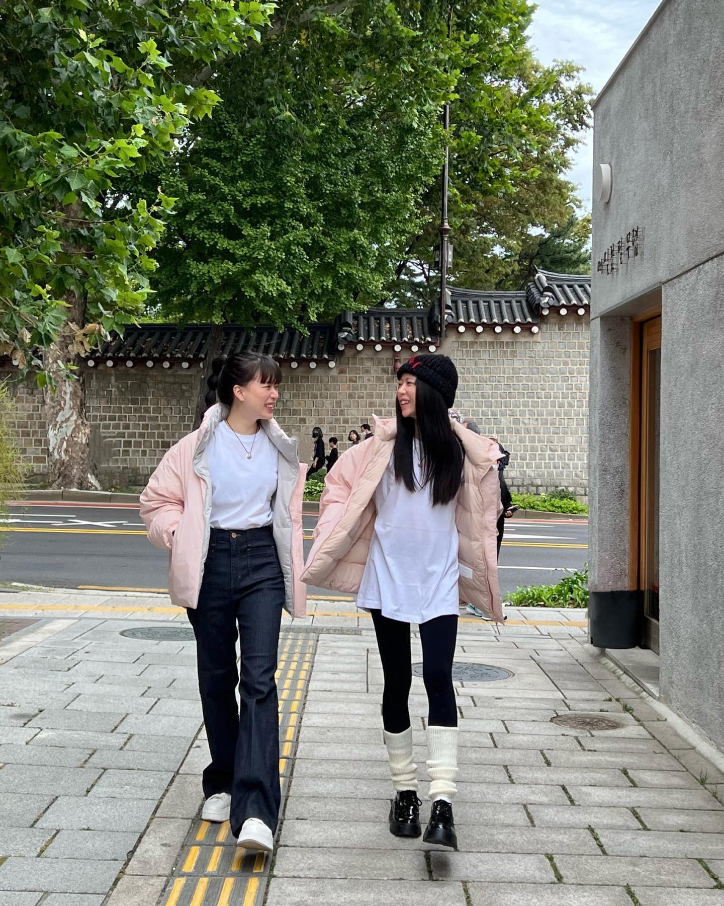 핑크 그레이 됴합👭좋아하는 사람
예쁜데 따뜻하고 가벼운 꾸안꾸 숏패딩☃️💕@씬에어 #광고 이미지3