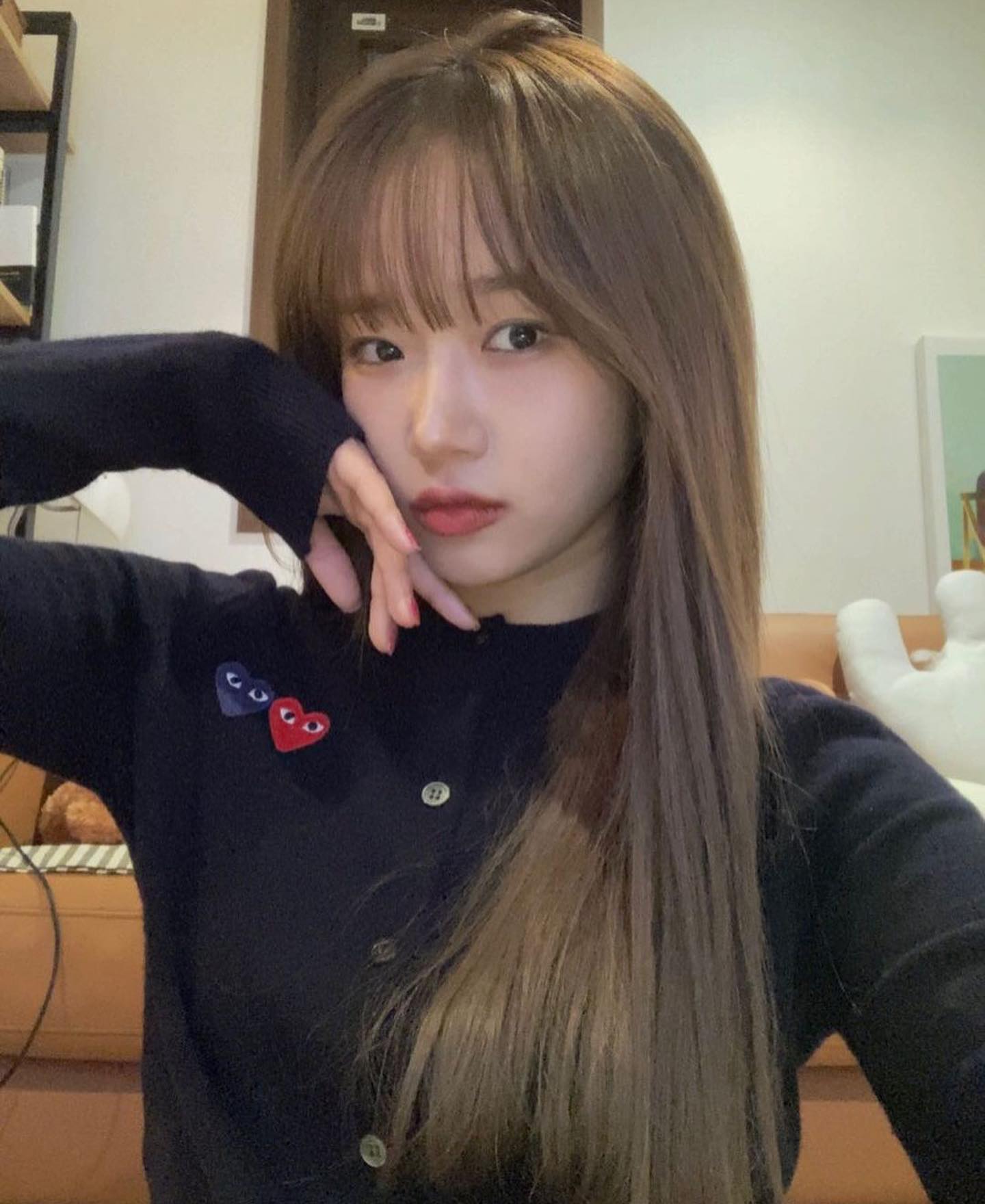 심플한 포인트❤️🖤꼼데 가디건 이미지6
