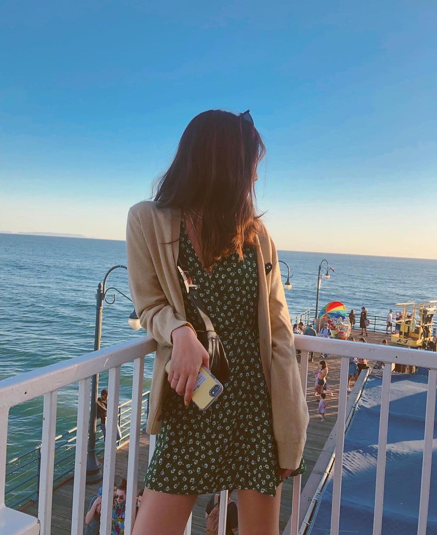 심플한 포인트❤️🖤꼼데 가디건 이미지9