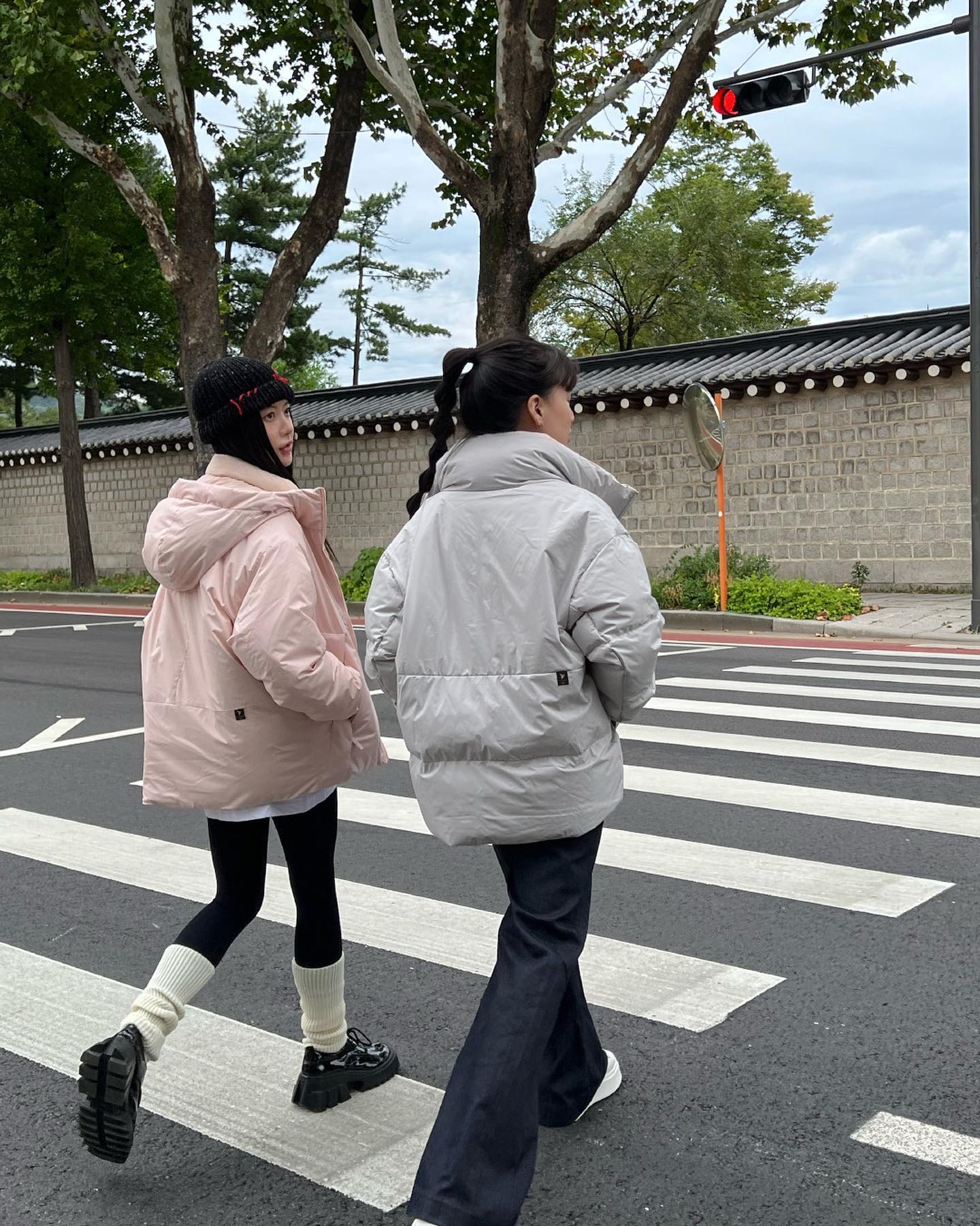 핑크 그레이 됴합👭좋아하는 사람
예쁜데 따뜻하고 가벼운 꾸안꾸 숏패딩☃️💕@씬에어 #광고 이미지2