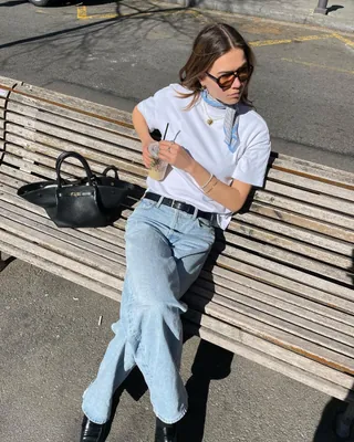 티셔츠에 청바지👖 기본룩🔍 이미지