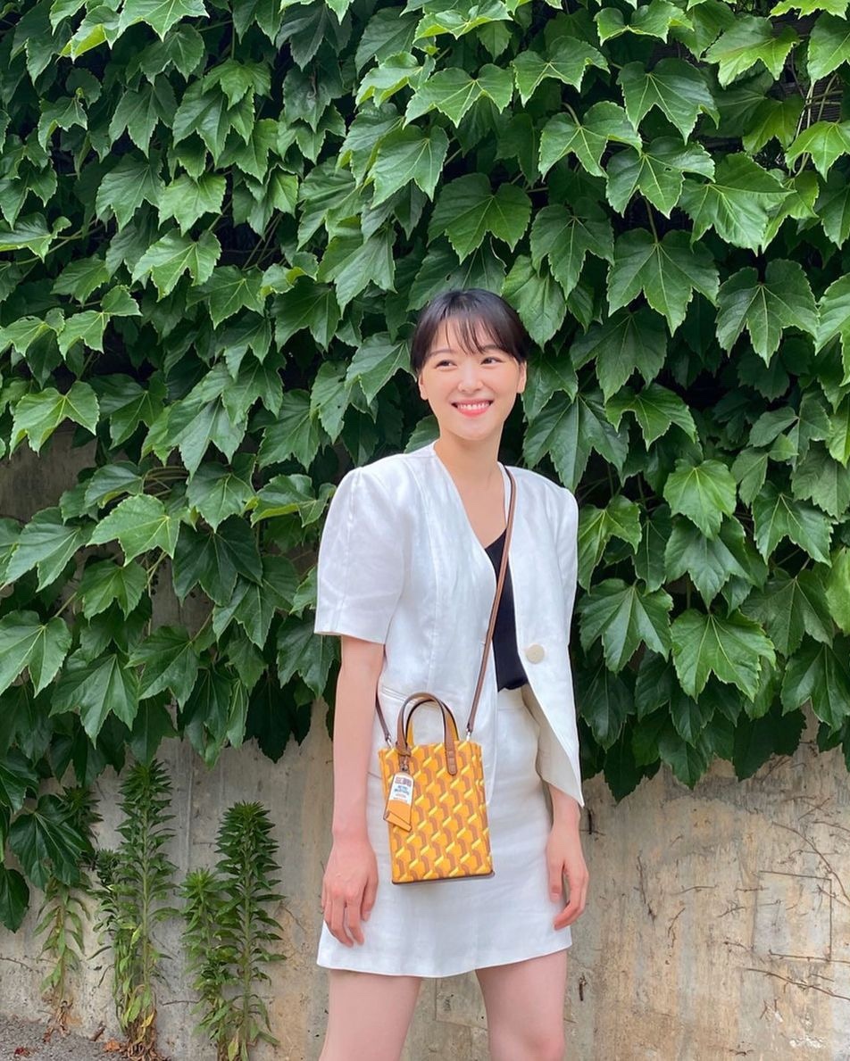 퓨어한🤍화이트 스커트 셋업룩☁️​ 이미지