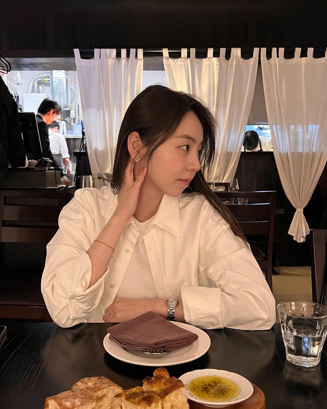 언니들 시계룩⏱️ 까르띠에 발롱💙​ 이미지