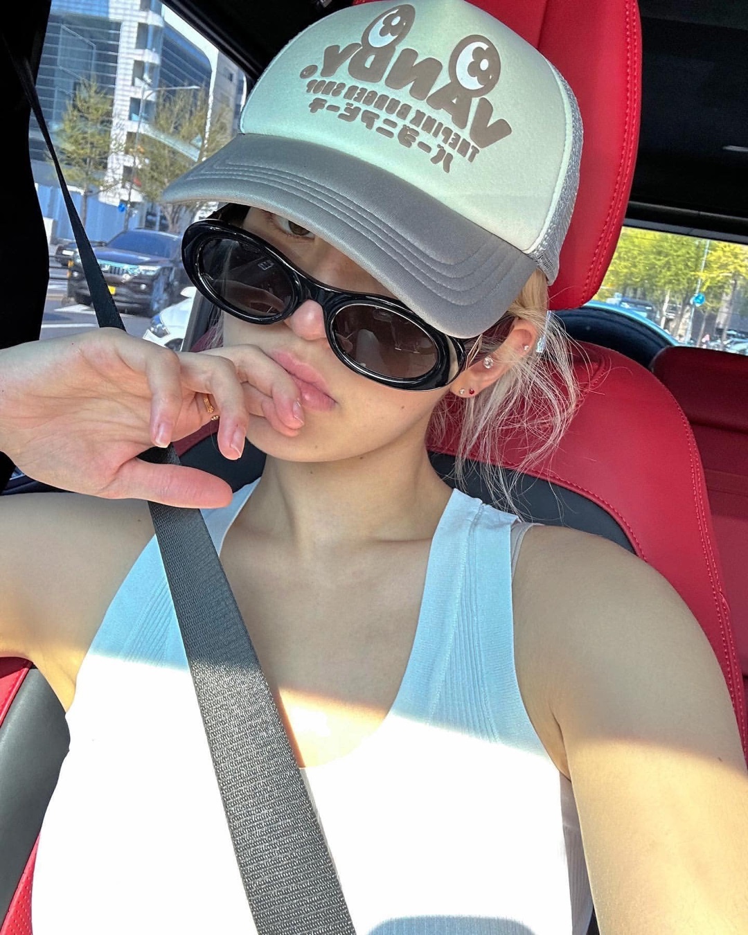 다시 돌아온 메쉬캡 트렌드🧢​ 이미지