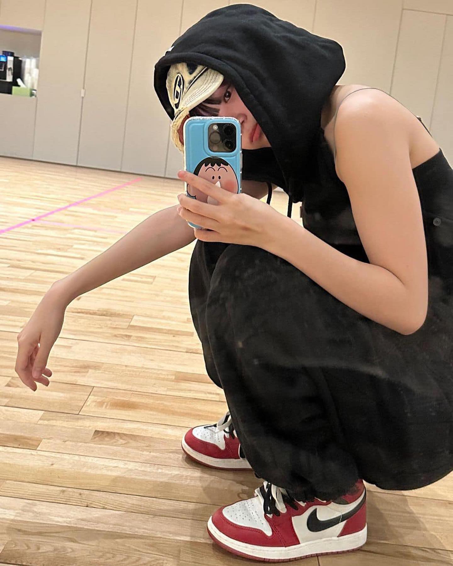 채원이의 나이키 사랑👟🖤 이미지