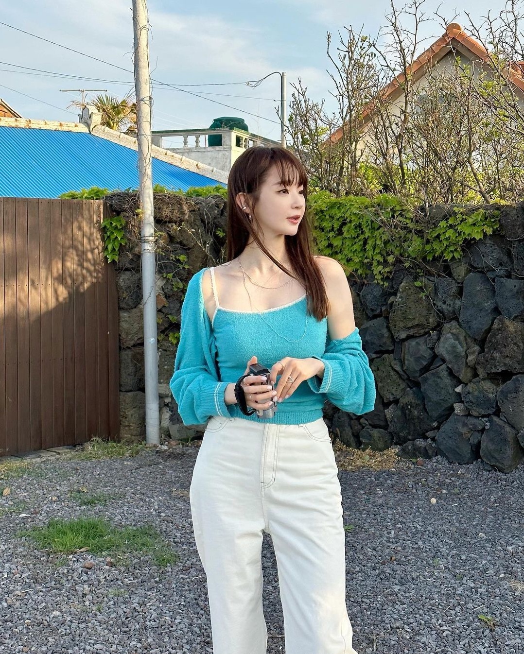 앞머리 뽐뿌 민경언니🤍🖤일상룩​ 이미지3