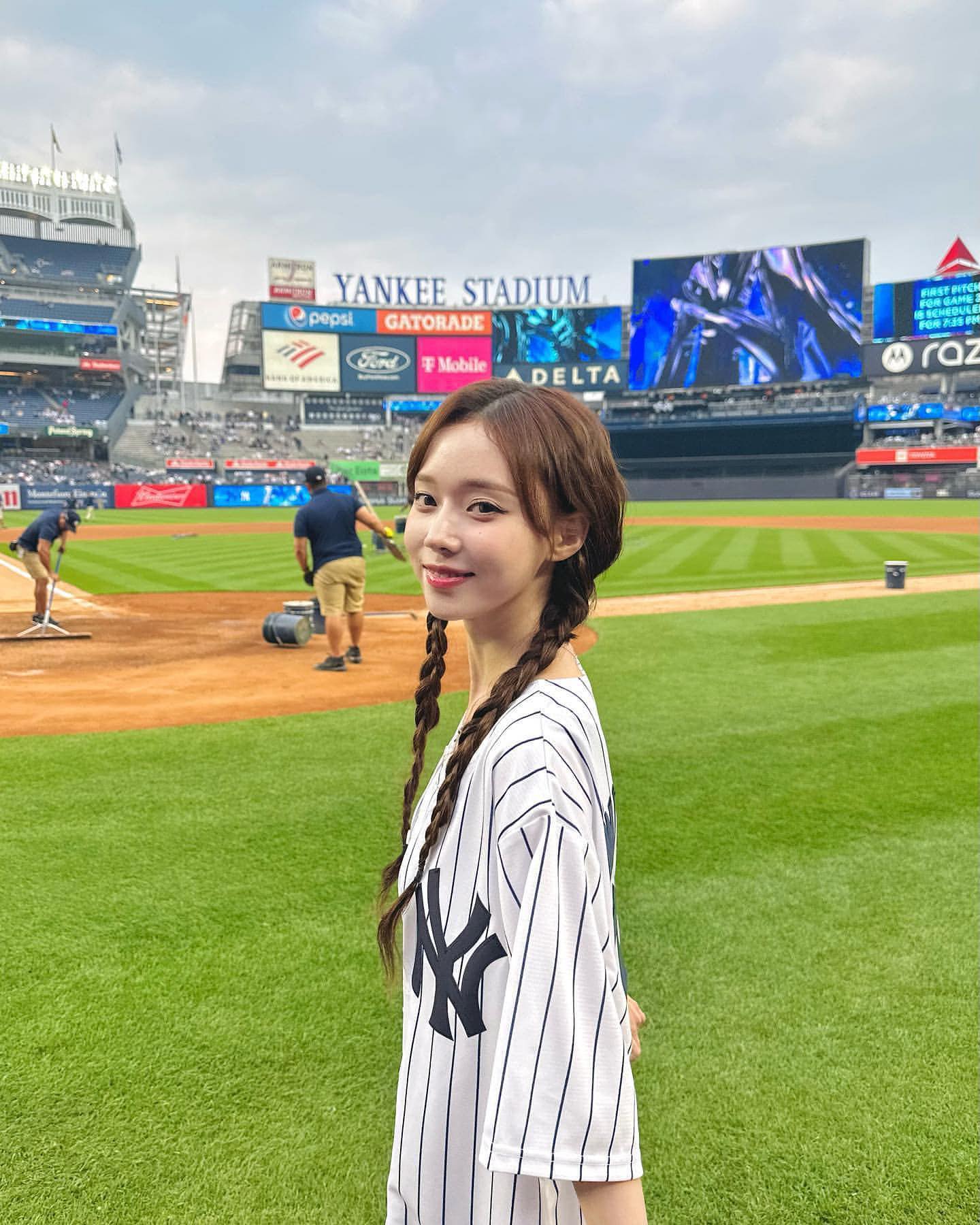 에스파 양키즈 시구 패션🗽⚾️🇺🇸 이미지