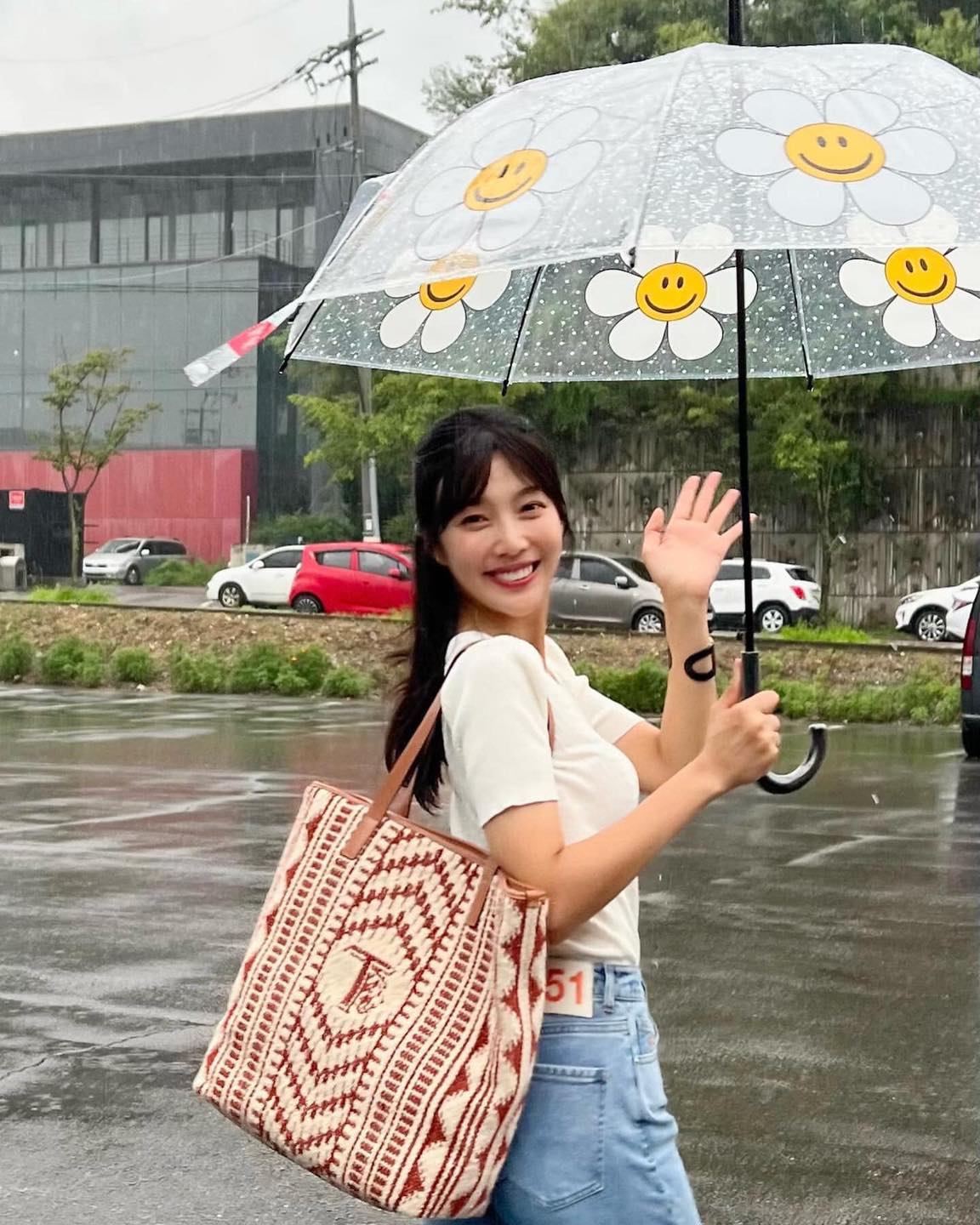 비오는날 언니들의 오오티디☔️💕 이미지
