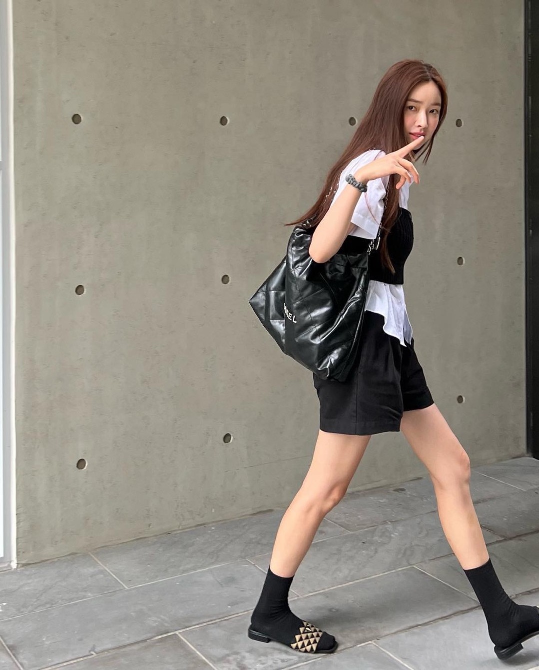 샤넬 22백 여름버전 코디 | 패션앤스타일 (Fashion & Style)