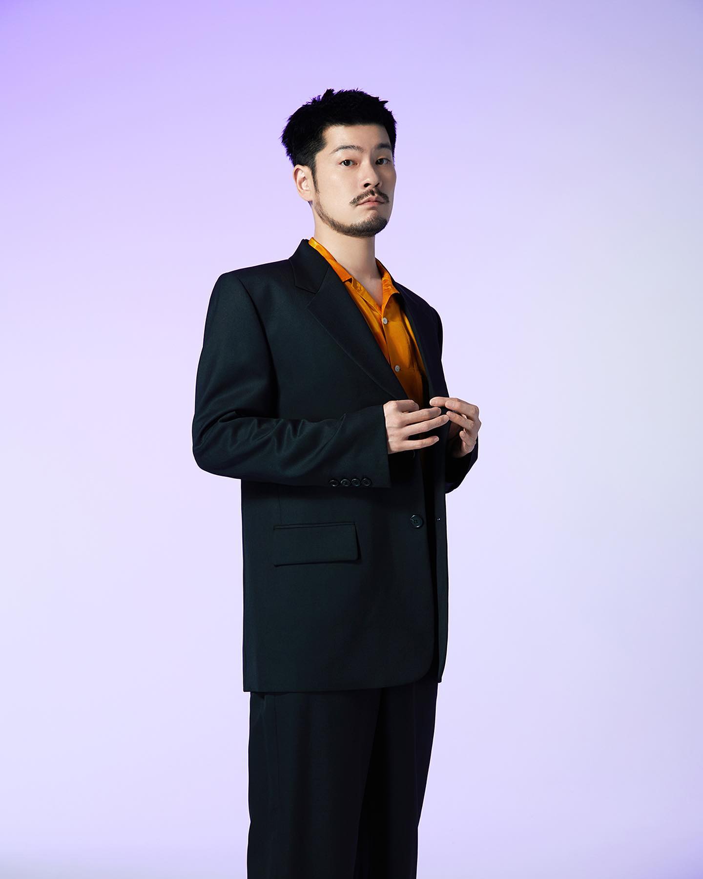 그립의 새 얼굴🙋🏻‍♂옷잘러 장기하👕​
패션센스는 다른 사장 부럽지가 않어📱그립에서 사장🛍 #광고​ 이미지3