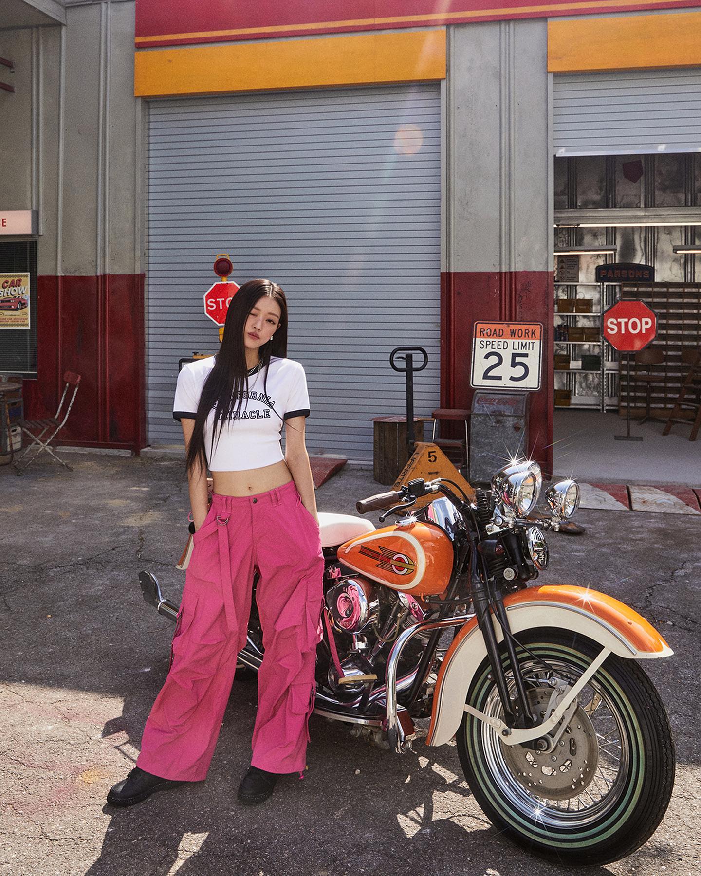 Y2K 그 자체 후아유아 조합🧸🔥
한줌허리 유아👉🏻직접 참여하고 픽한 카고팬츠💗 #광고 이미지