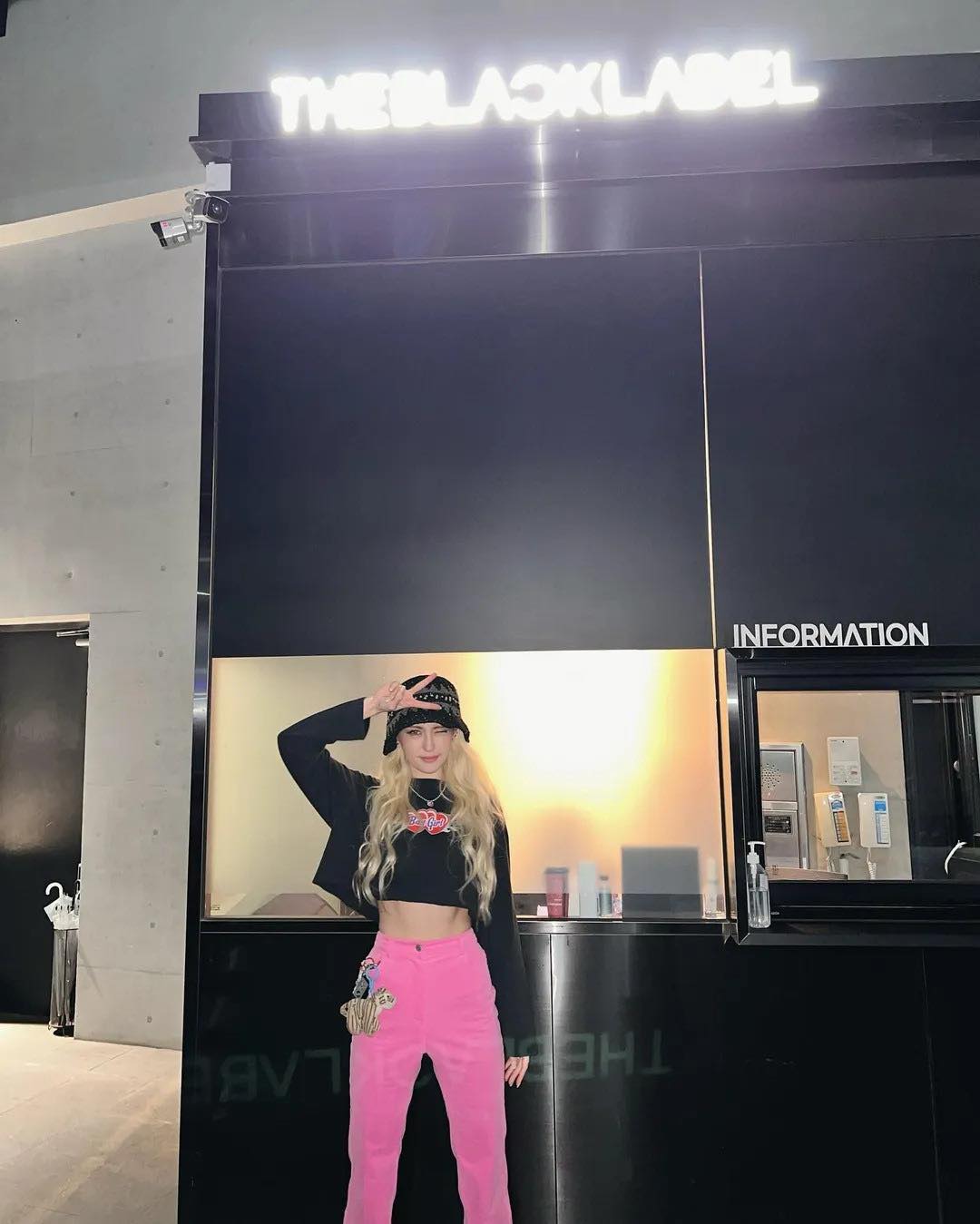 핑크 바지로 여름 포인트하기😍💕​ 이미지8