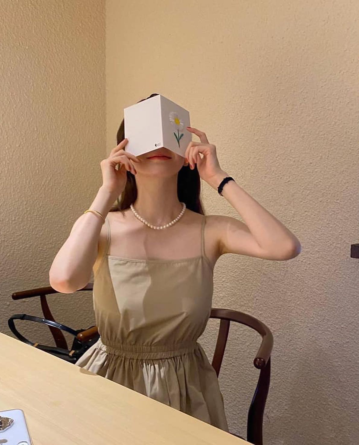 목 허전하면 민경언니 참고해💛🤍 이미지2