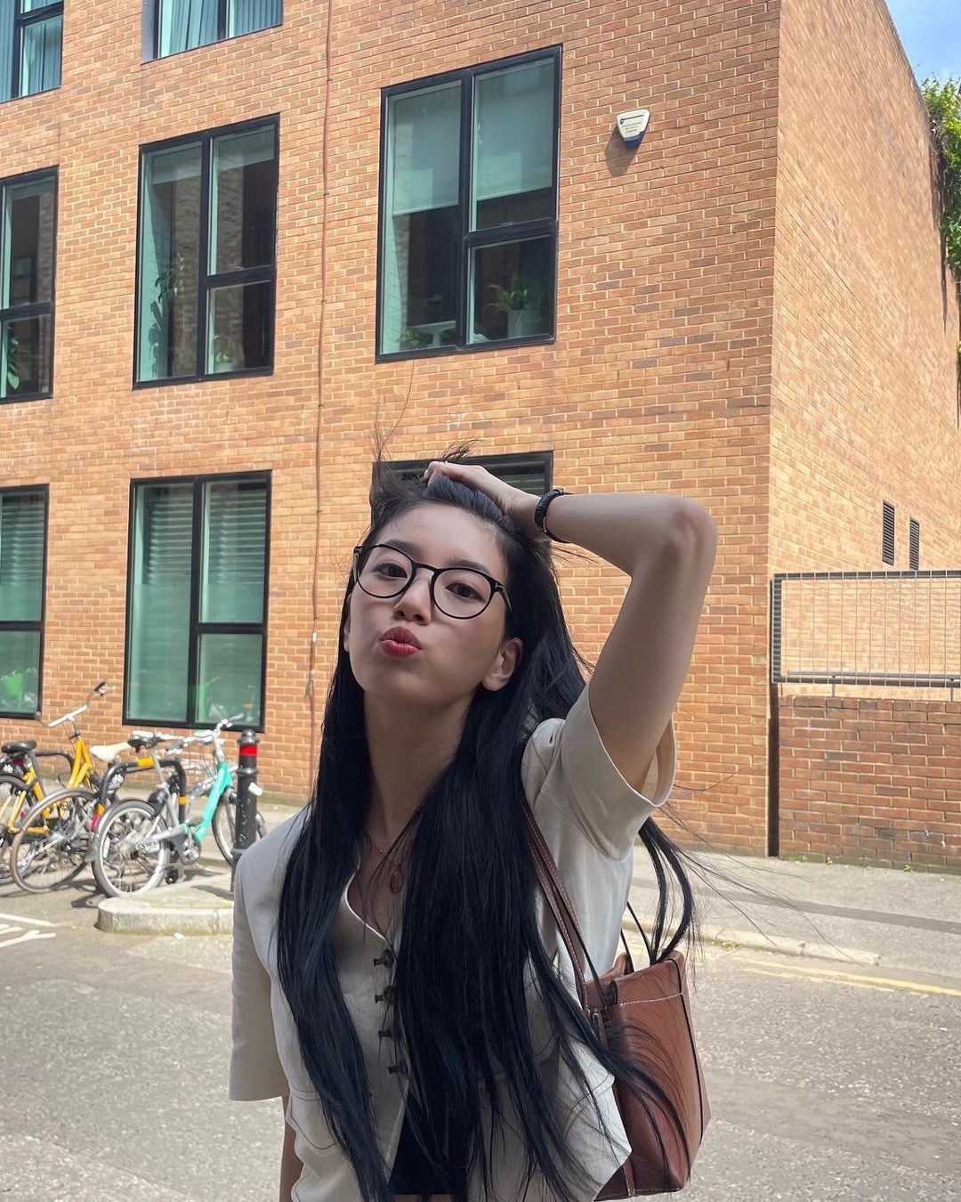 여신 수지 데일리템 @안경👓🤍​ 이미지