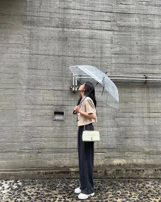 차분한 슬랙스룩 @이렇게🩶🤍 이미지
