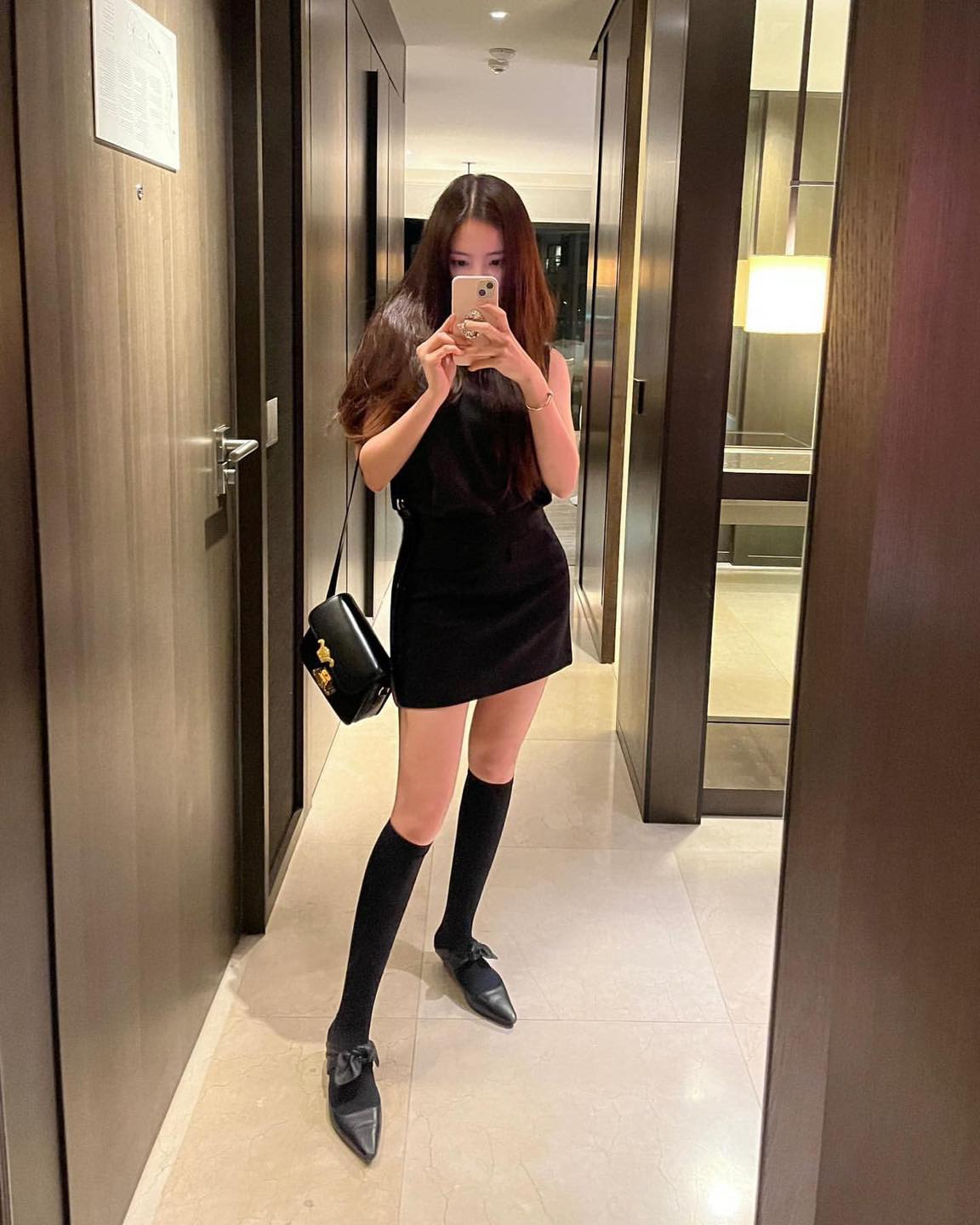올 여름 원피스는 블랙이야🖤🖤 이미지