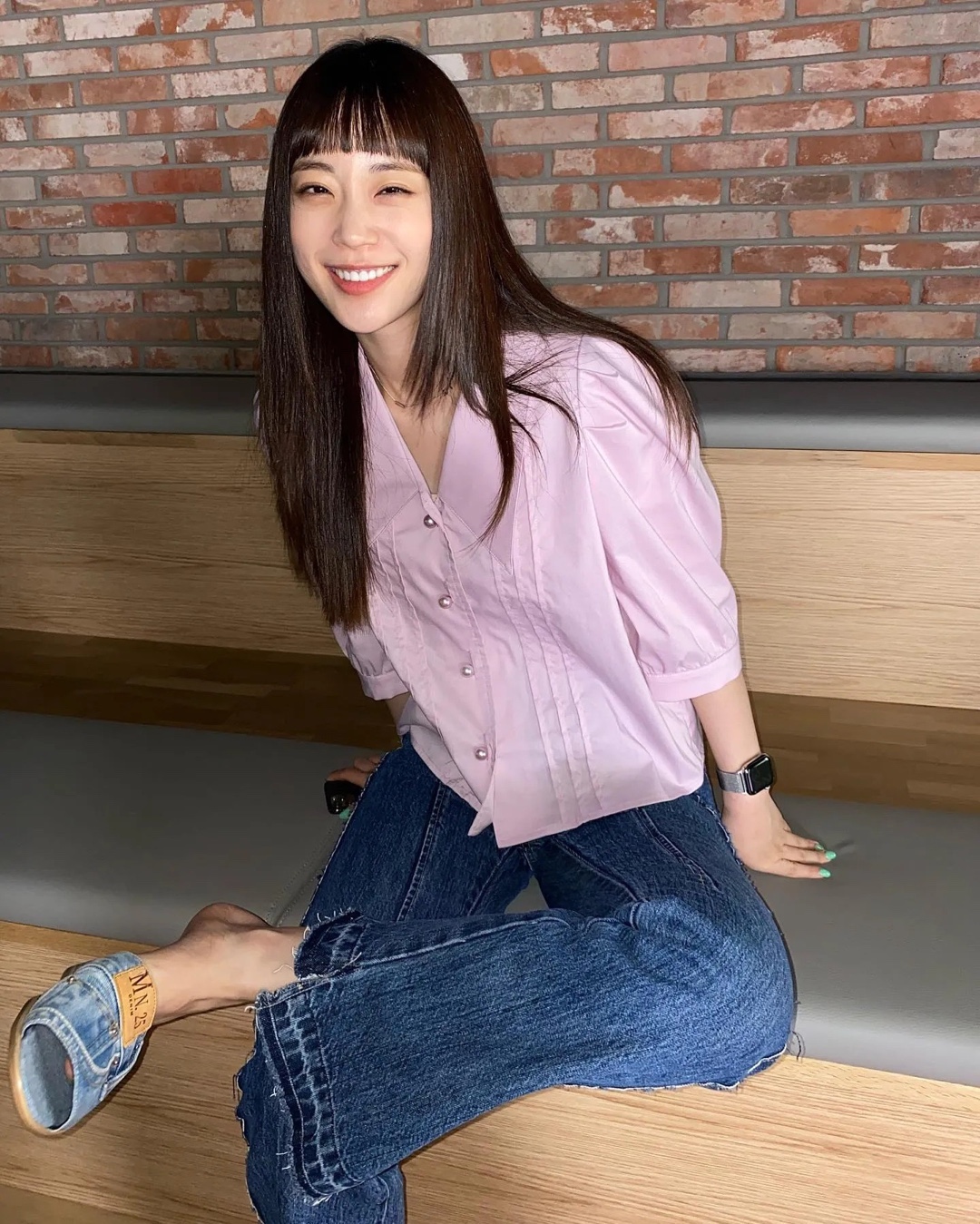 반팔 블라우스 코디 @참고🤍💙​ 이미지