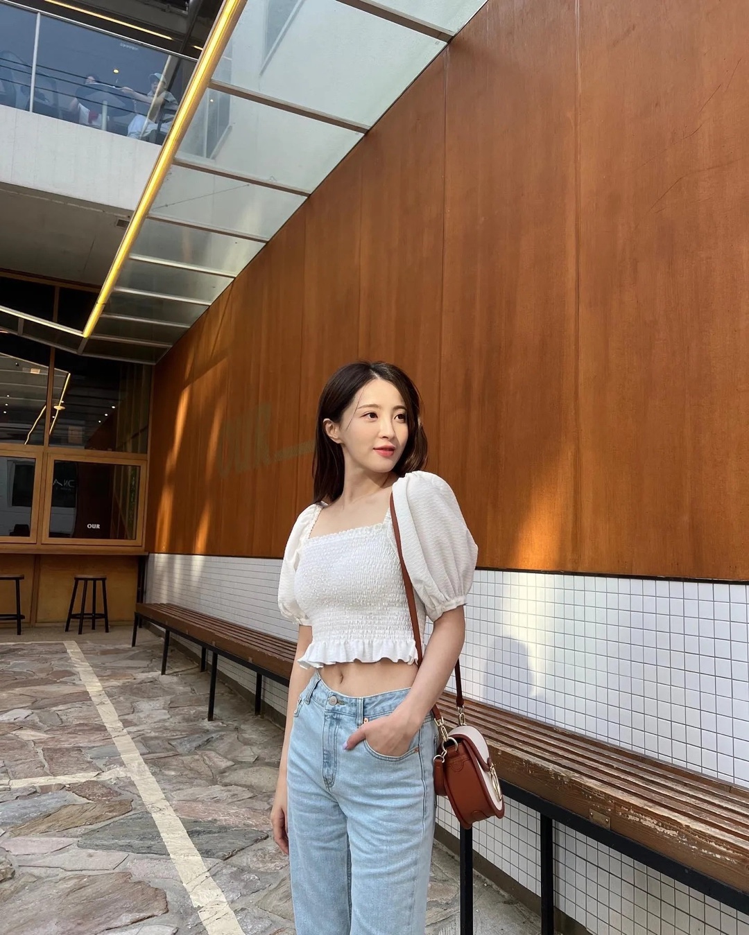 반팔 블라우스 코디 @참고🤍💙​ 이미지