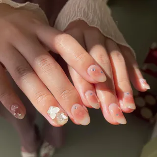 여름에는 통통튀는 네일💅🏼🍭 이미지