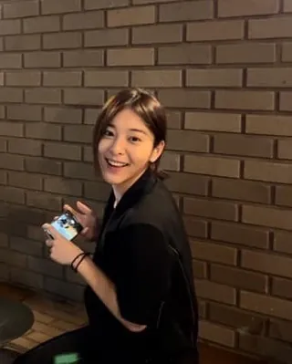 여름 출근룩🤍🧡@반팔자켓해 이미지