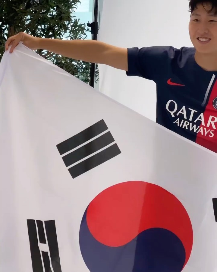 강인오빠 PSG 입단🇫🇷⚽️@축하해 이미지