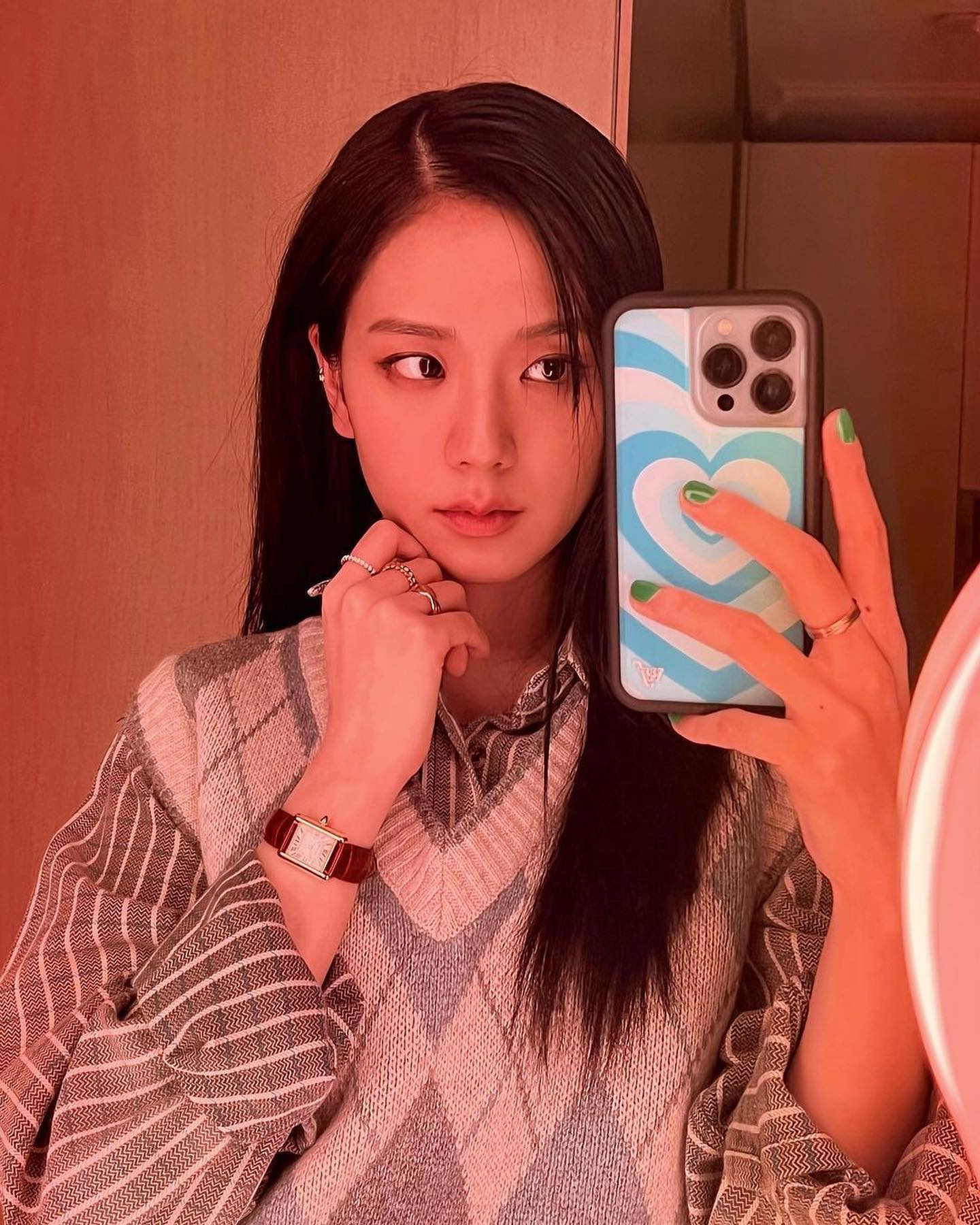 빛나는 지수 손목🕰️까르띠에 탱크 이미지
