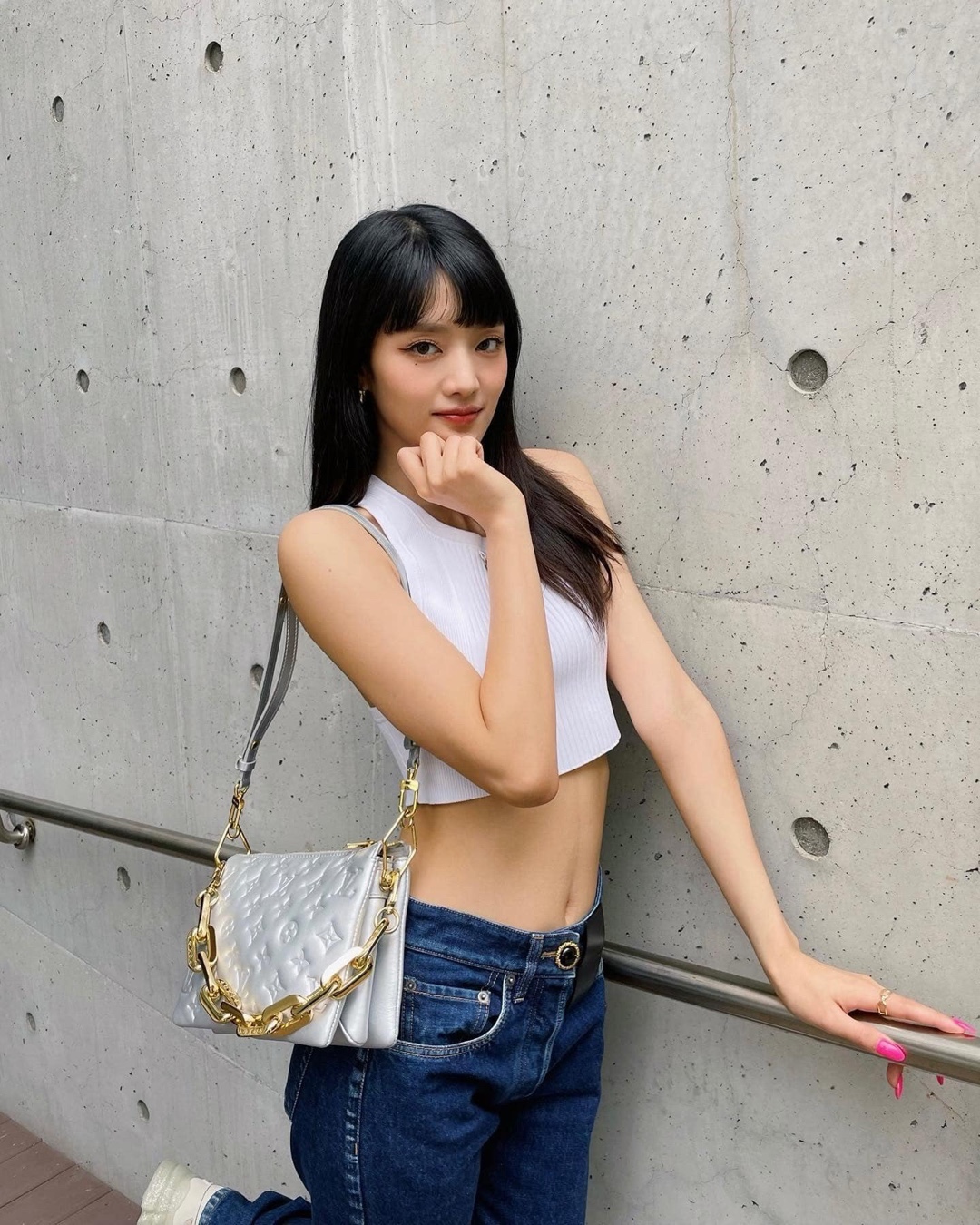 덥지만 앞머리가 끌려💇🏻‍♀️💙​ 이미지