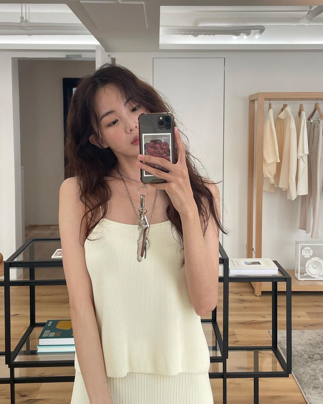 내추럴 히피펌 예시야👩🏻‍🦱☁️금새록​ 이미지4