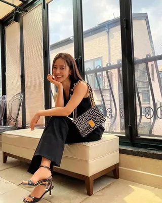 멋지고 쿨해🖤유리언니 일상룩✨ 이미지