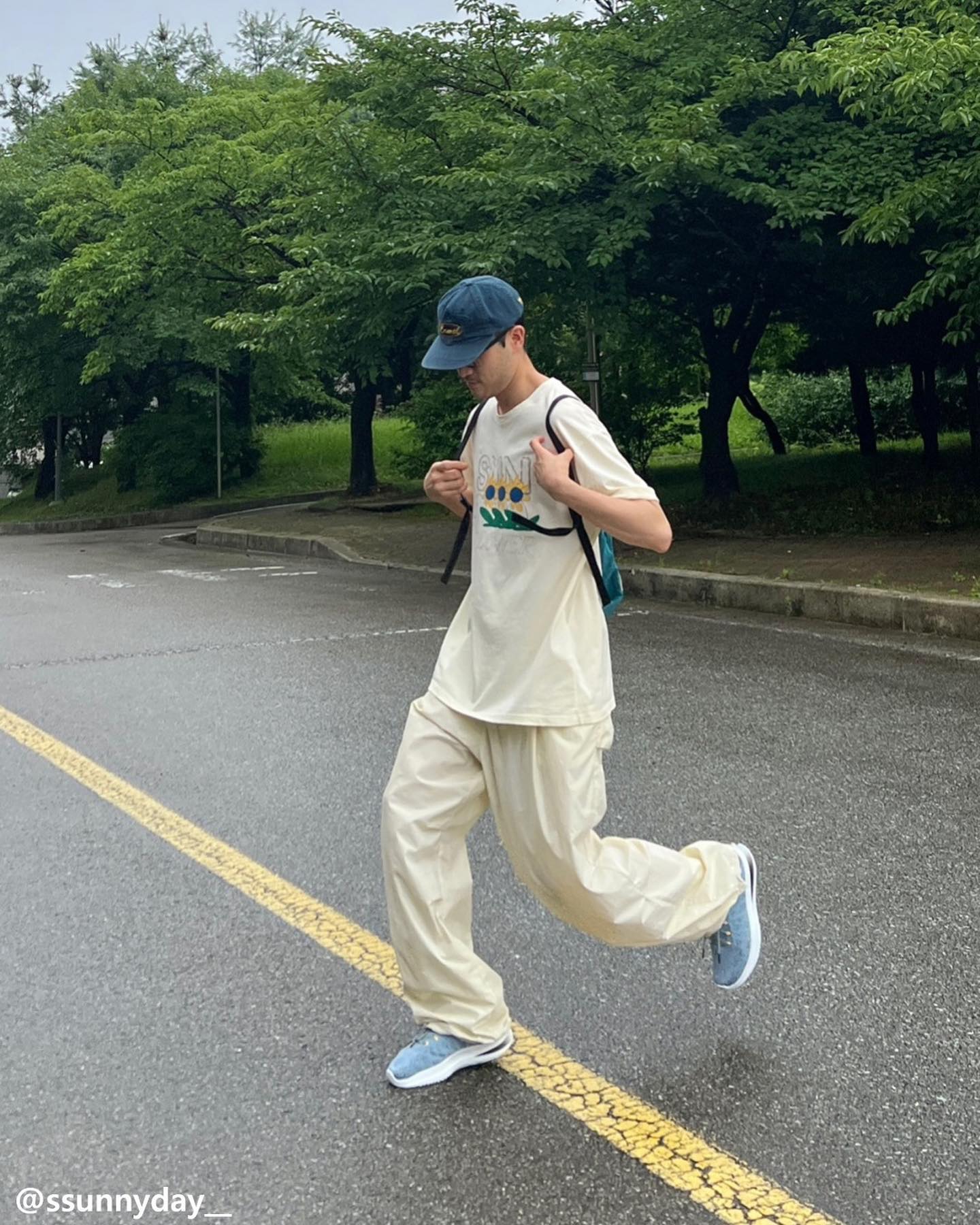 데일리 장인 설인아 @언니🤍🖤 
언더아머 UA 벨로시티3🏃🏻‍♀️👟편안한 애슬레저룩 #광고 이미지8