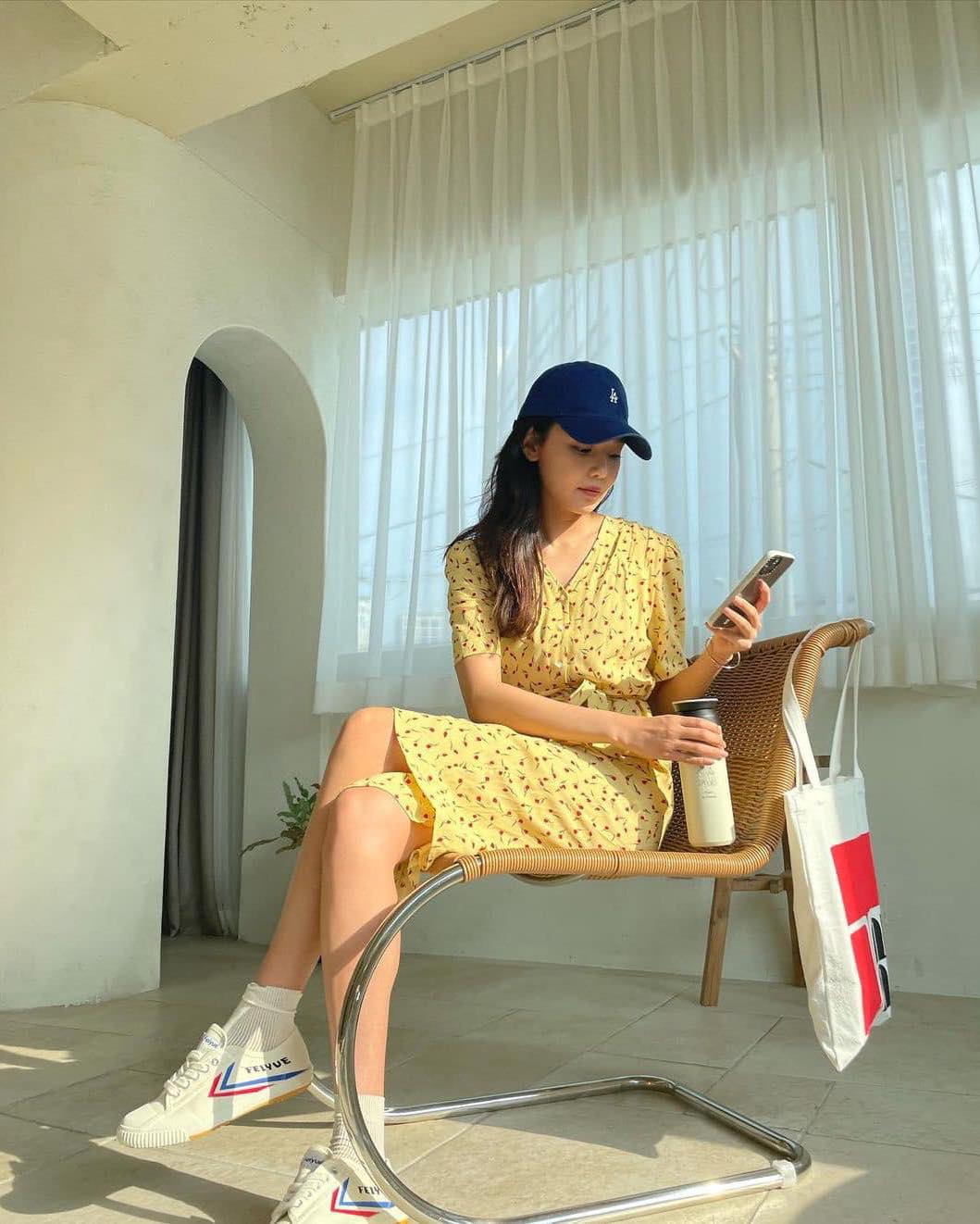 캐주얼한 원피스+스니커즈👗👟 이미지
