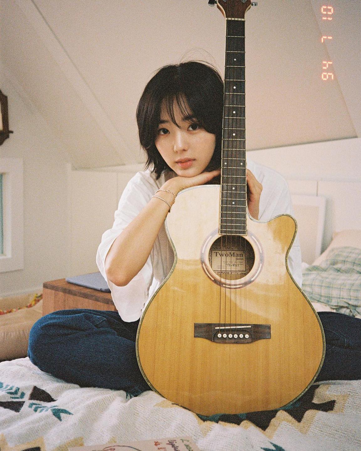 러블리한 단발 요정🪽@채수빈 이미지