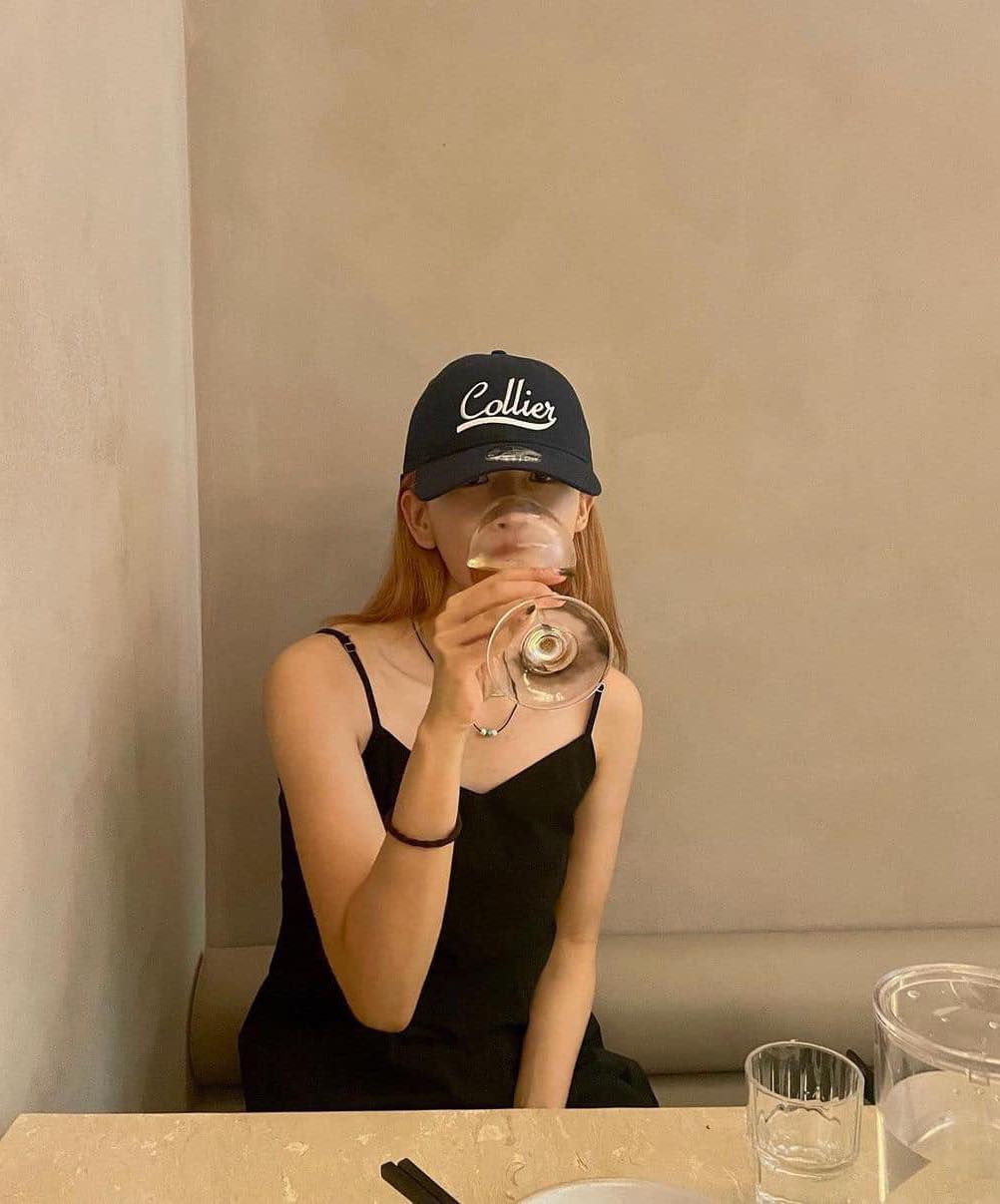 여름 휴가땐 원피스에 볼캡👗🧢 이미지