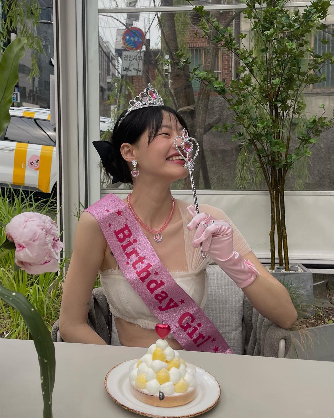 생일에 공주파티 필수 알지?👸🏻🎂 이미지"