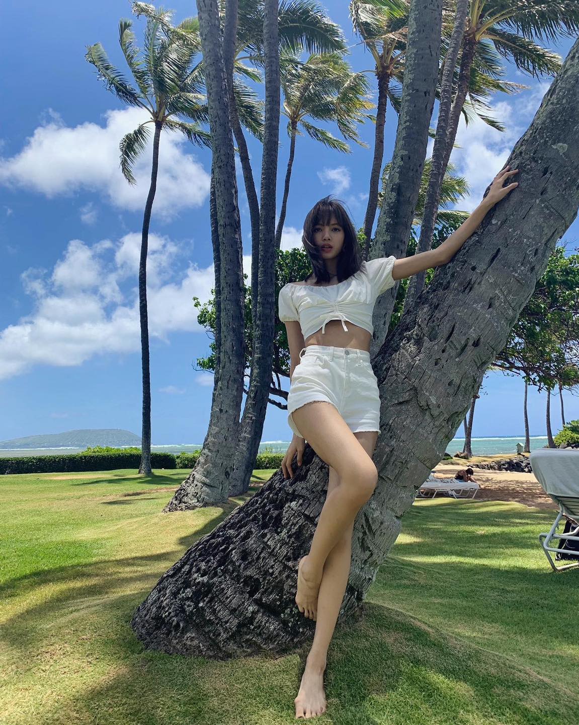 여름엔 시원하게🌬️🤍@흰반바지 이미지