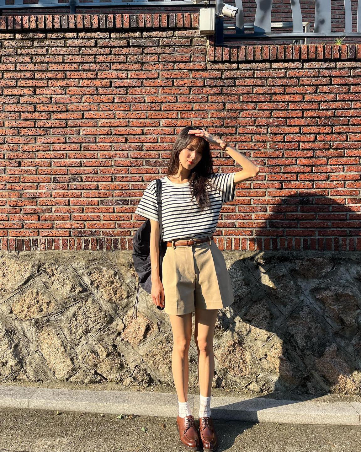 여름 출근룩 치트키🩵버뮤다팬츠 이미지