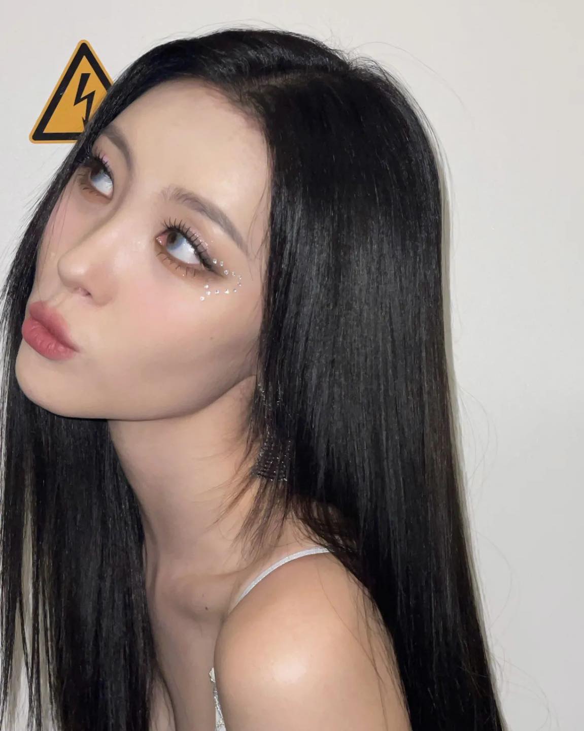 겨쿨 언니들의 여름 메이크업💖🤍 이미지"
