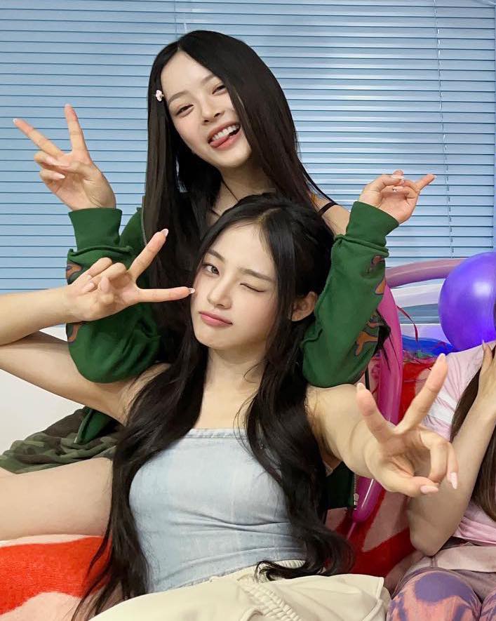 요즘 인생네컷 브이@이렇게✌🏻📸 이미지