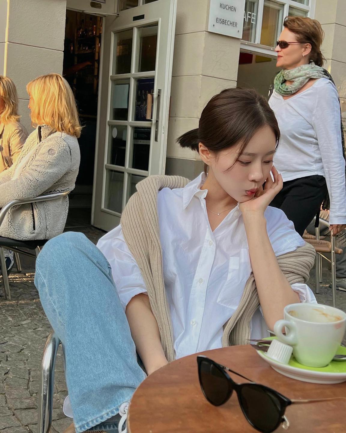 연관 토픽 이미지