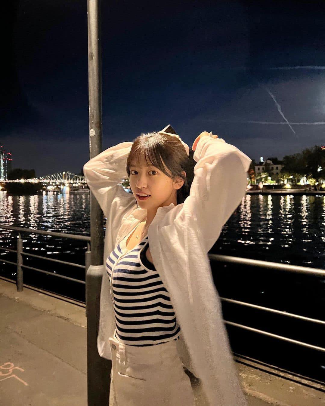 여름 필수템 스트라이프탑⚓️🖤 이미지