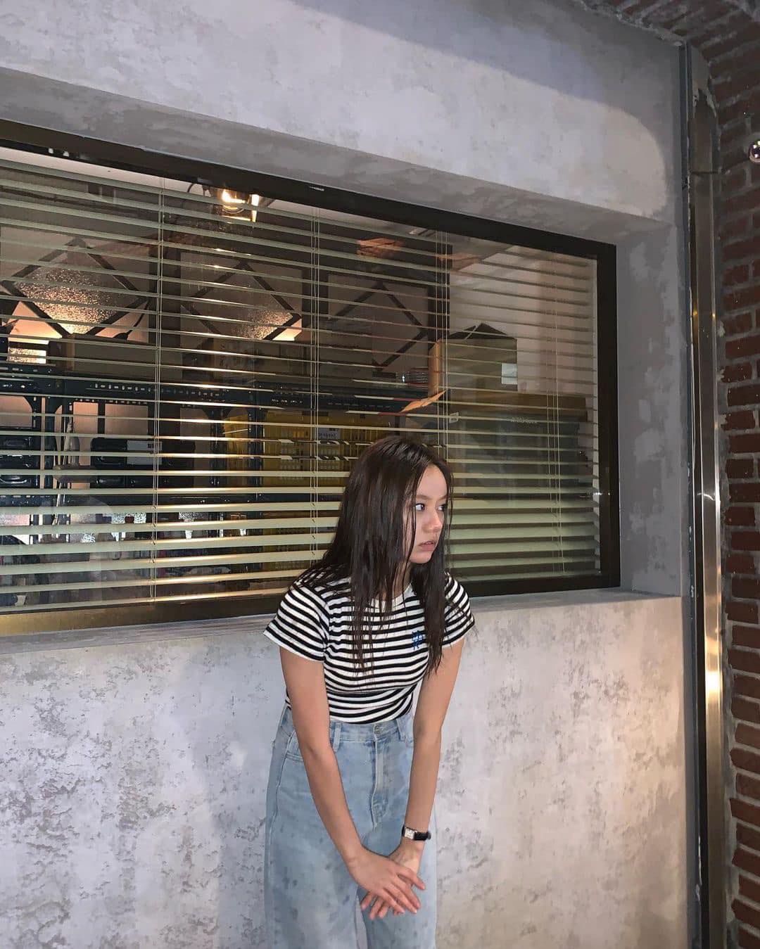 여름 필수템 스트라이프탑⚓️🖤 이미지