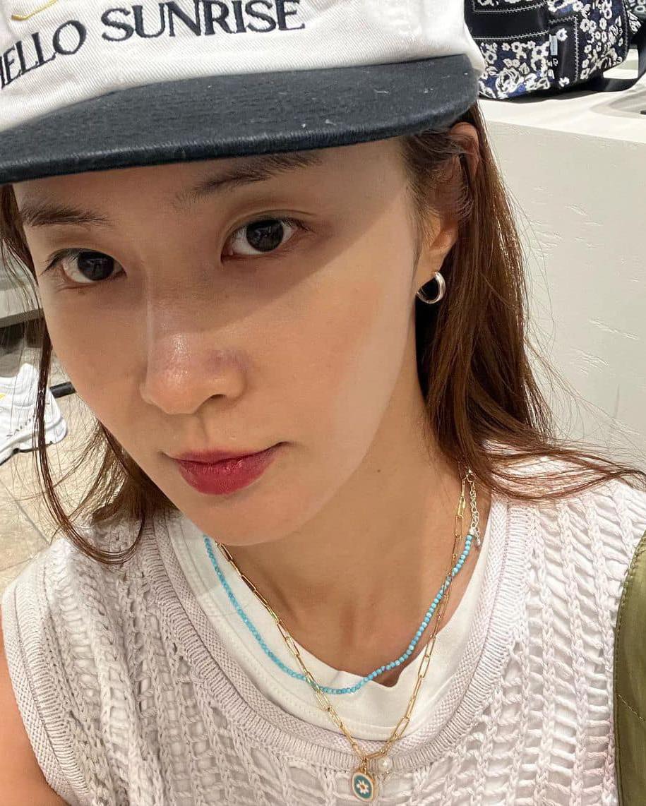 톡톡 튀는 비즈목걸이 할래🍭🩵 이미지