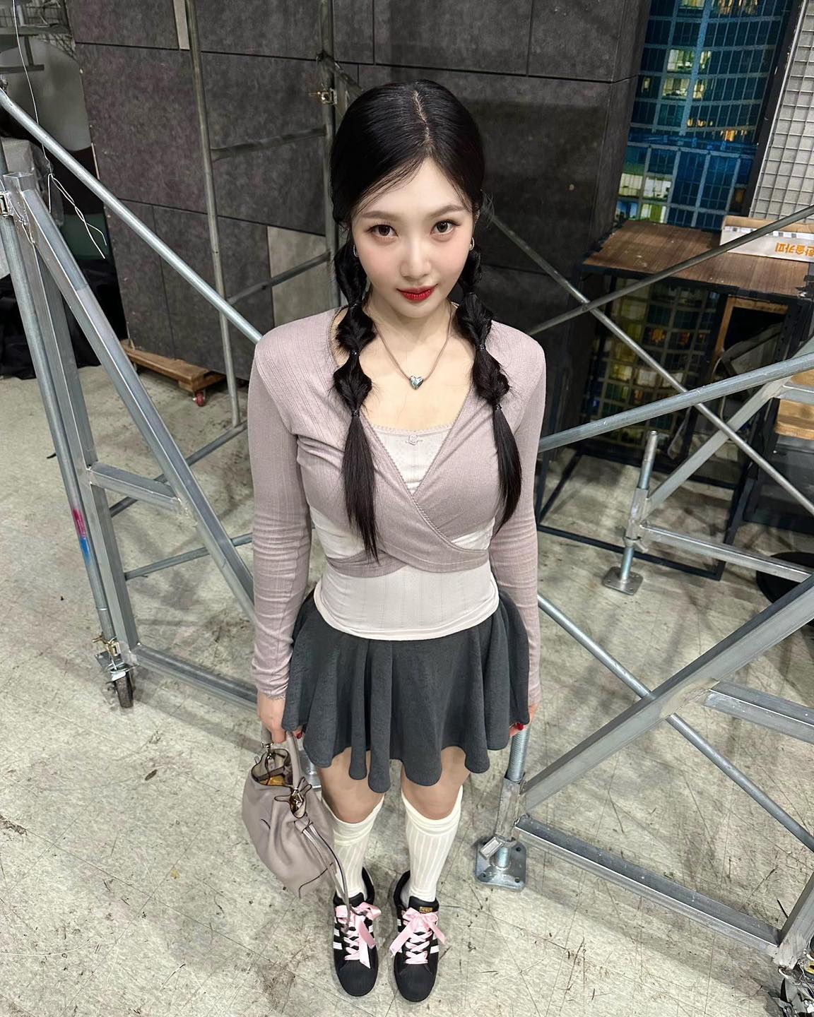요즘 조이는 @발레코어룩🩰🩶 이미지